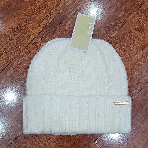 Michael Kors | Accessories | Nwt Micheal Kors Cable Knit Hat  display picture 1
